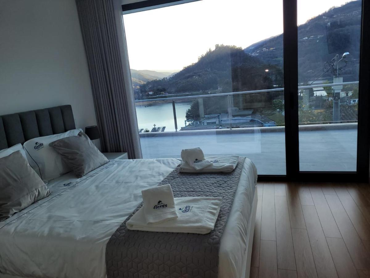Geresmarinahouseヴィラ エクステリア 写真
