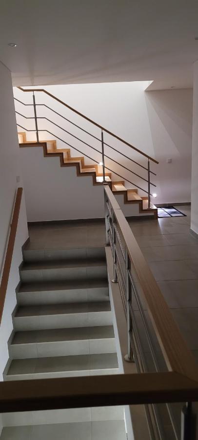 Geresmarinahouseヴィラ エクステリア 写真